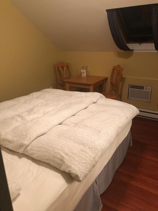Crowsnest Vineyards Guesthouse Keremeos 外观 照片