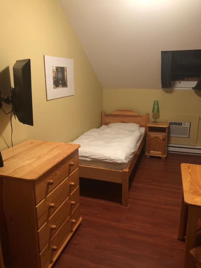 Crowsnest Vineyards Guesthouse Keremeos 外观 照片
