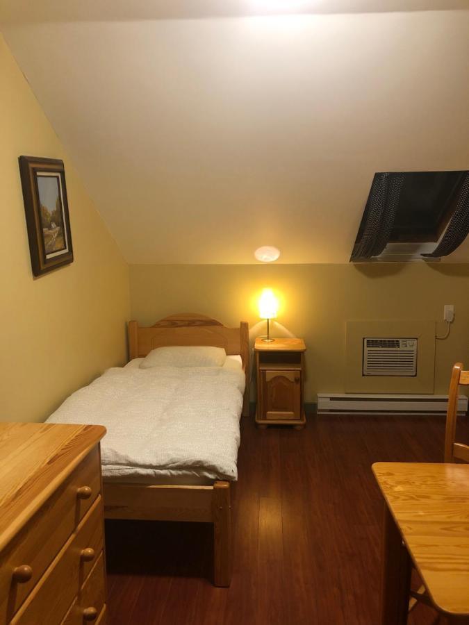 Crowsnest Vineyards Guesthouse Keremeos 外观 照片