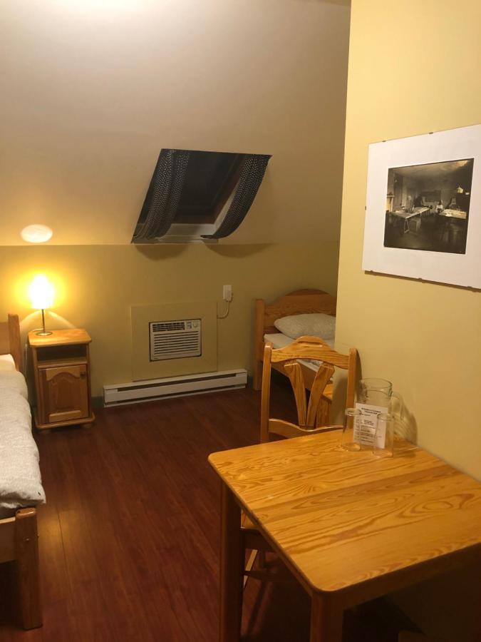 Crowsnest Vineyards Guesthouse Keremeos 外观 照片