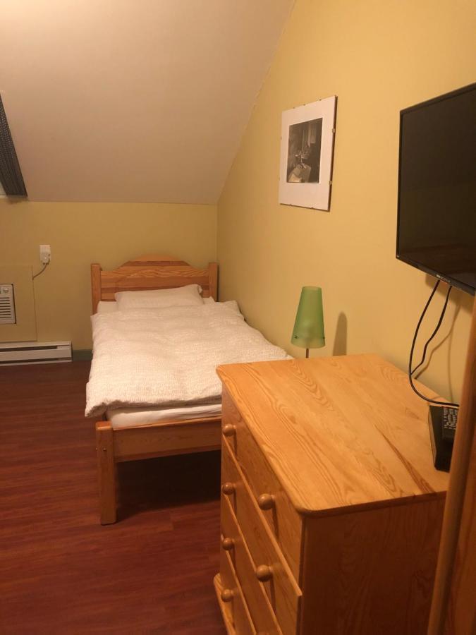 Crowsnest Vineyards Guesthouse Keremeos 外观 照片