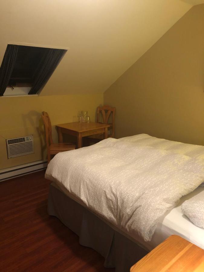 Crowsnest Vineyards Guesthouse Keremeos 外观 照片