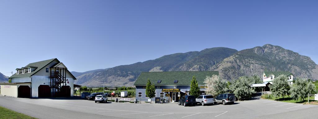 Crowsnest Vineyards Guesthouse Keremeos 外观 照片